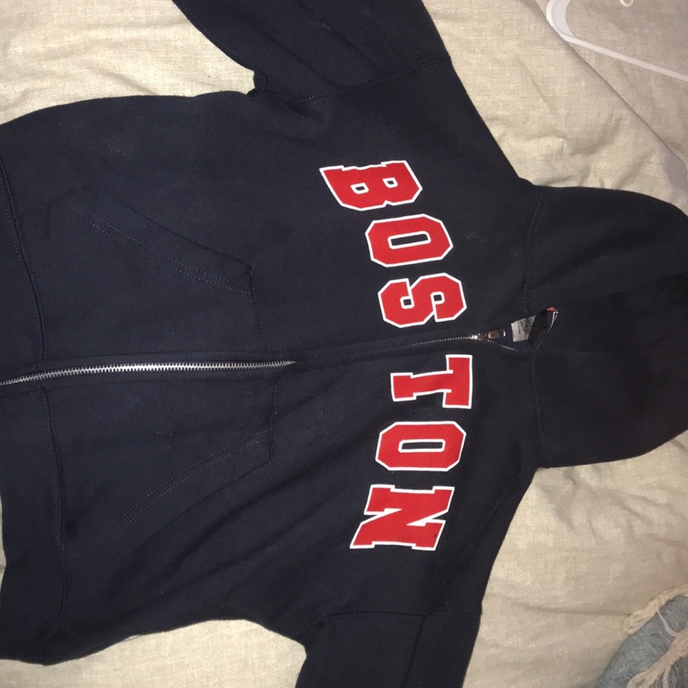 Cropped Boston Sweatshirt